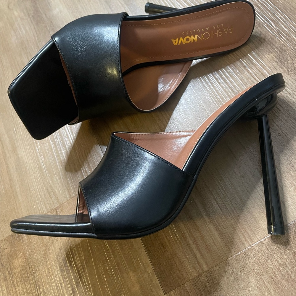 Fashion Nova Leather Mule Heel